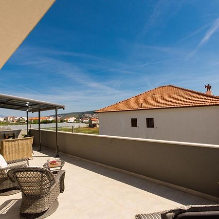 Villa Initium,Heated Pool All Season Trogir Extérieur photo