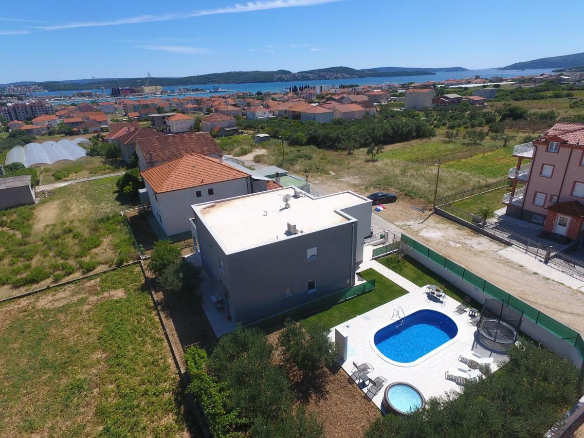 Villa Initium,Heated Pool All Season Trogir Extérieur photo